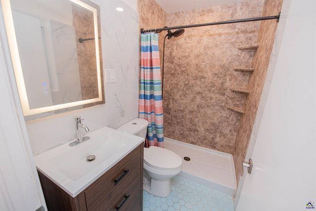 103 Oakdale Dr, Warner Robins, GA 31088