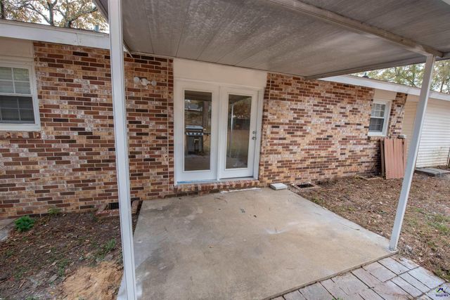 103 Oakdale Dr, Warner Robins, GA 31088