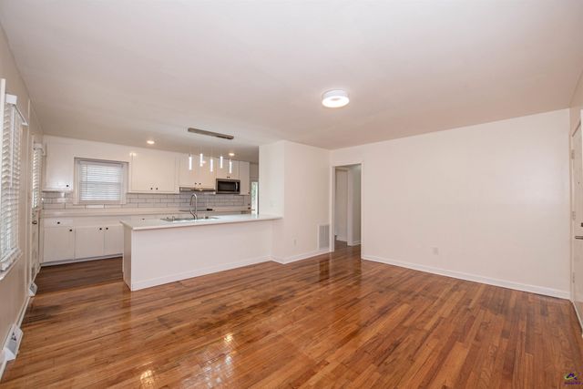 103 Oakdale Dr, Warner Robins, GA 31088