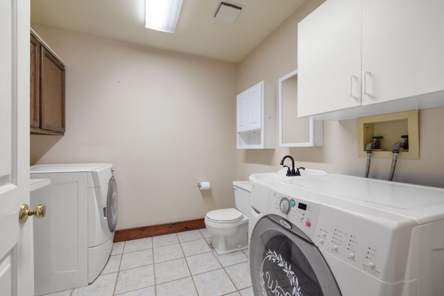 1025 Woodspoint Drive, Lawrenceburg, KY 40342