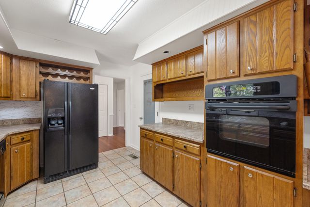 1025 Woodspoint Drive, Lawrenceburg, KY 40342