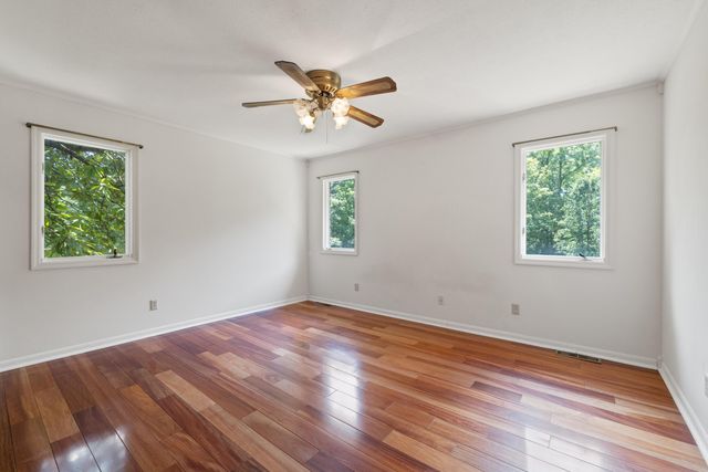 1025 Woodspoint Drive, Lawrenceburg, KY 40342