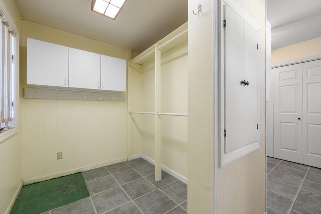 1025 Woodspoint Drive, Lawrenceburg, KY 40342