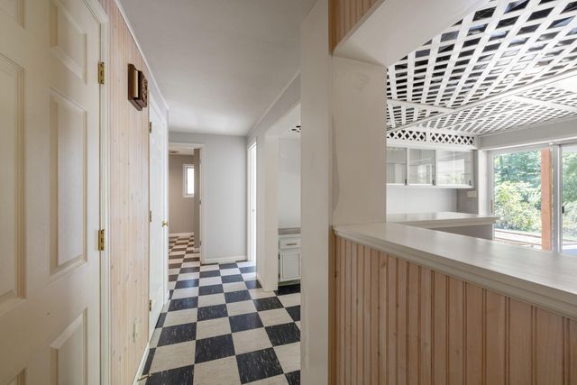 1025 Woodspoint Drive, Lawrenceburg, KY 40342