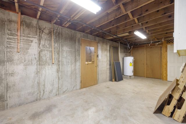 1025 Woodspoint Drive, Lawrenceburg, KY 40342