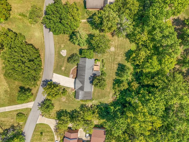 1025 Woodspoint Drive, Lawrenceburg, KY 40342