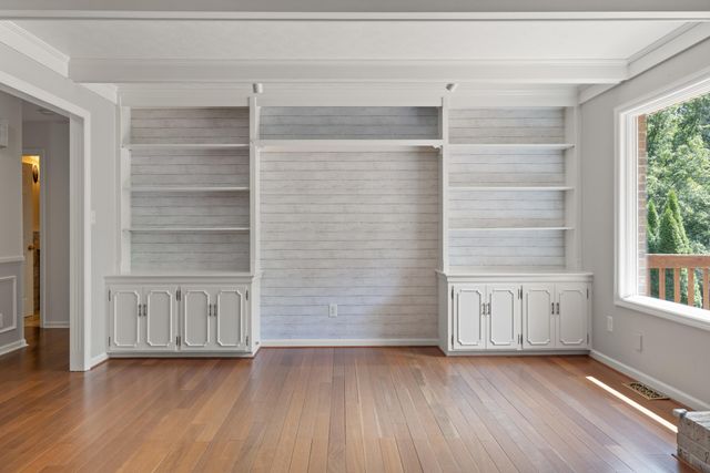 1025 Woodspoint Drive, Lawrenceburg, KY 40342