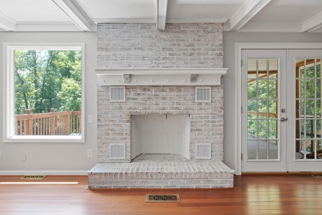 1025 Woodspoint Drive, Lawrenceburg, KY 40342