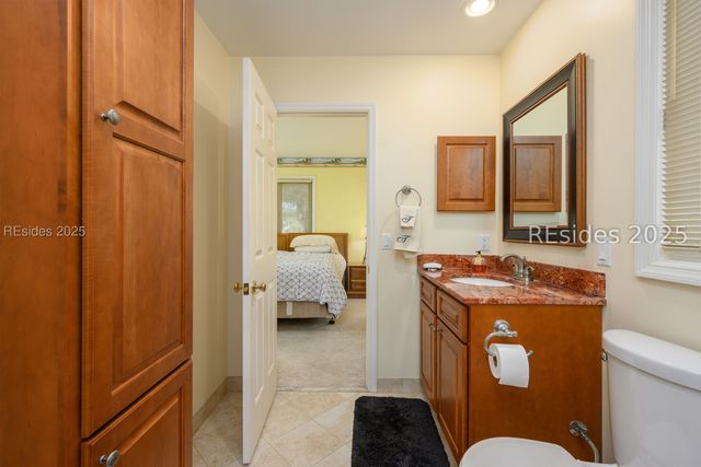 27 Barony Ln, Hilton Head Island, SC 29928