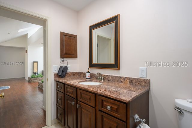 27 Barony Ln, Hilton Head Island, SC 29928