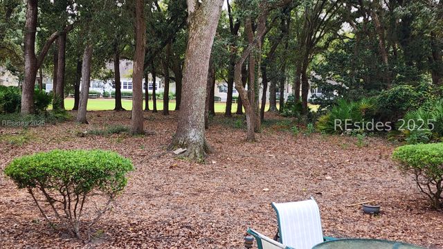 27 Barony Ln, Hilton Head Island, SC 29928
