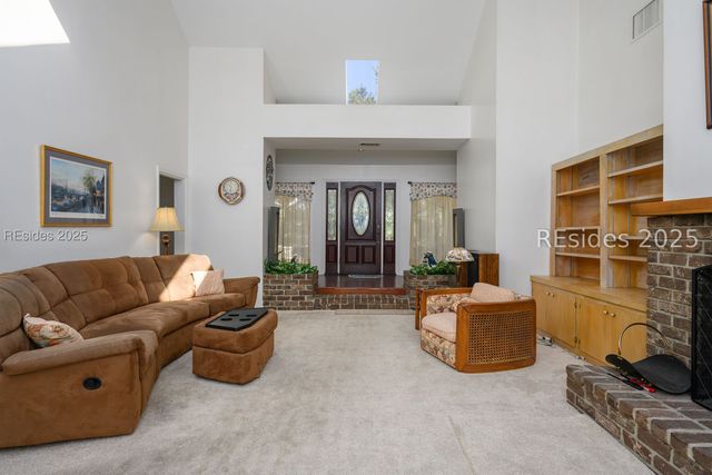 27 Barony Ln, Hilton Head Island, SC 29928