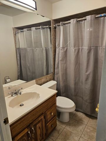 10723 5th Ave Cut Off Avenue 103, Countryside, IL 60525