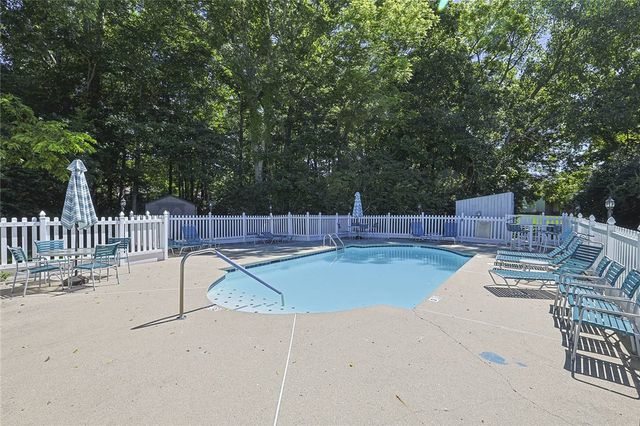 6714 Washington Circle, Middletown, OH 45005