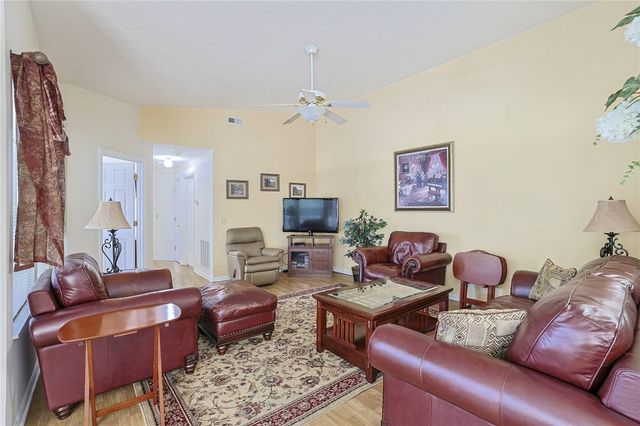 6714 Washington Circle, Middletown, OH 45005