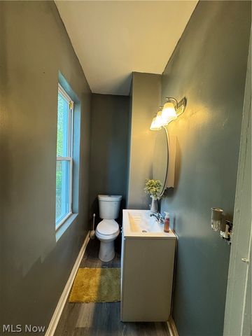 2201 E 86th Street, Cleveland, OH 44106