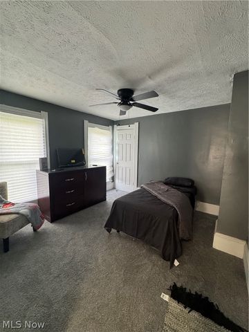 2201 E 86th Street, Cleveland, OH 44106