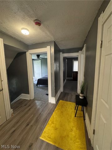 2201 E 86th Street, Cleveland, OH 44106