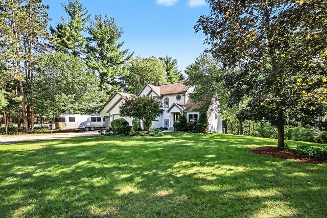 7474 Wiczer Drive, Whitehall, MI 49461