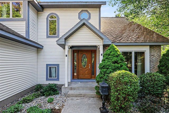 7474 Wiczer Drive, Whitehall, MI 49461