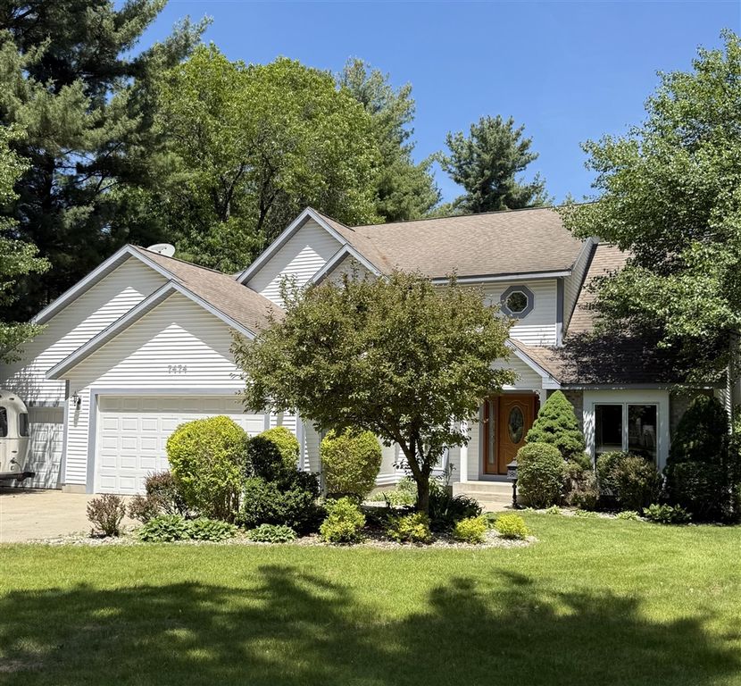 7474 Wiczer Drive, Whitehall, MI 49461