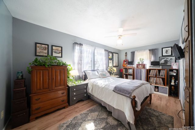 119 Post Oak Rd, La Vernia, TX 78121