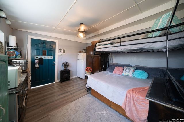 119 Post Oak Rd, La Vernia, TX 78121