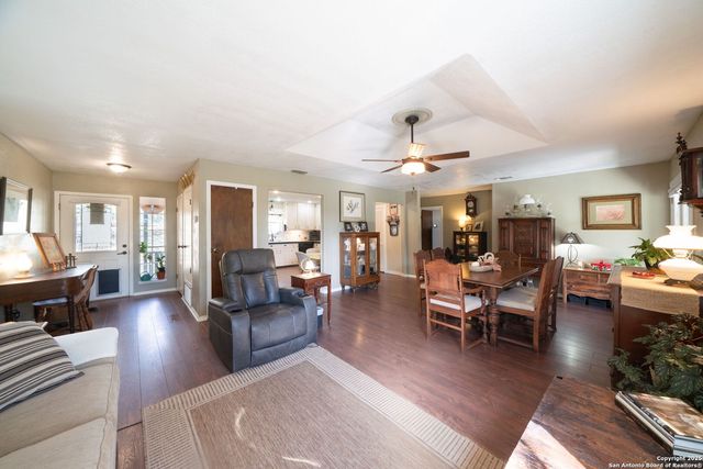 119 Post Oak Rd, La Vernia, TX 78121