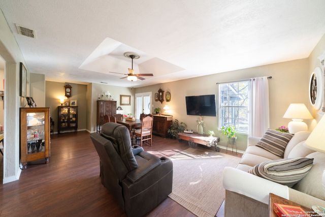 119 Post Oak Rd, La Vernia, TX 78121