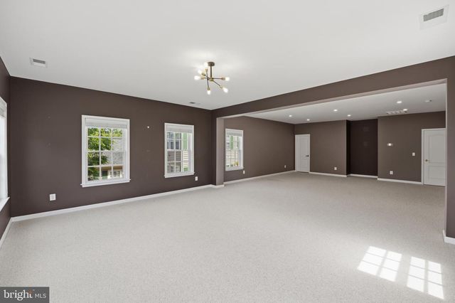 11701 TOWN GREEN RD, Bristow, VA 20136