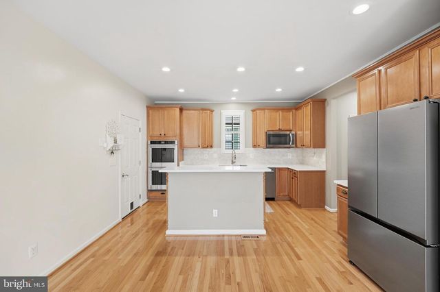 11701 TOWN GREEN RD, Bristow, VA 20136