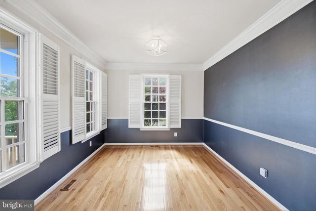 11701 TOWN GREEN RD, Bristow, VA 20136