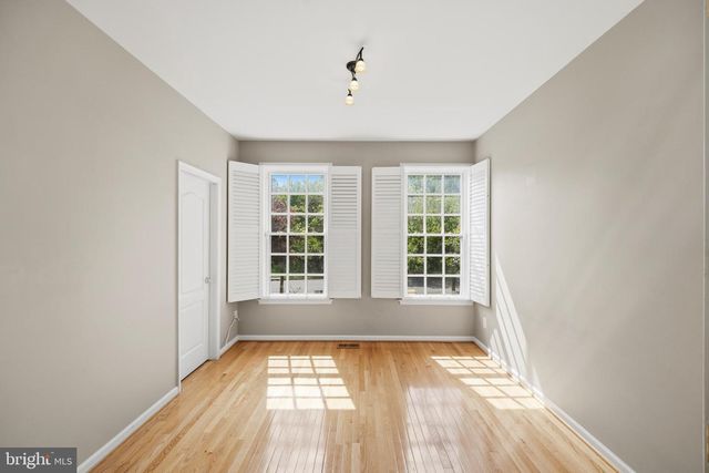 11701 TOWN GREEN RD, Bristow, VA 20136