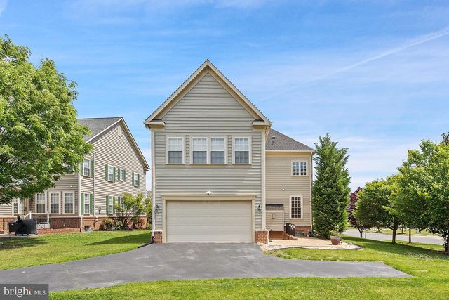 11701 TOWN GREEN RD, Bristow, VA 20136