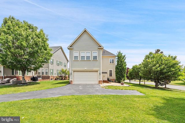 11701 TOWN GREEN RD, Bristow, VA 20136