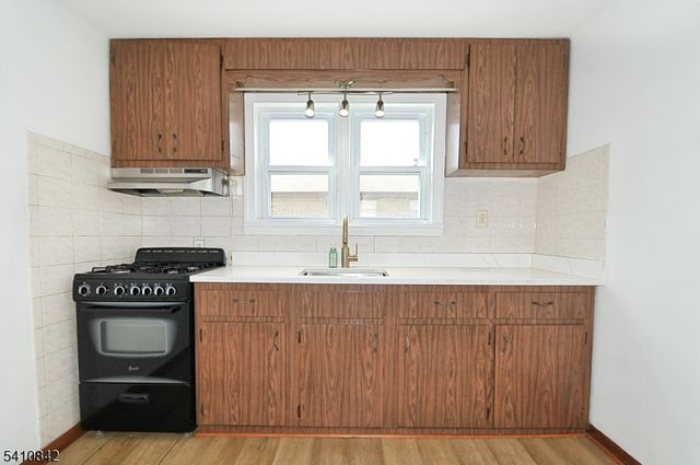 212 W Morris Ave, Linden City, NJ 07036