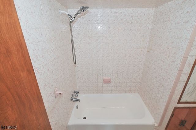 212 W Morris Ave, Linden City, NJ 07036