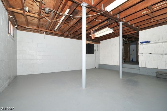 212 W Morris Ave, Linden City, NJ 07036