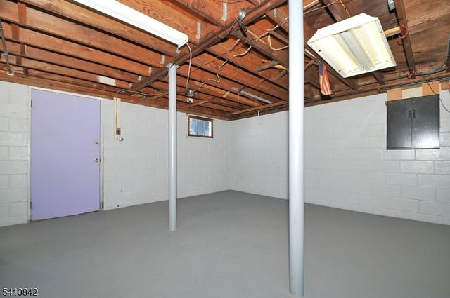 212 W Morris Ave, Linden City, NJ 07036