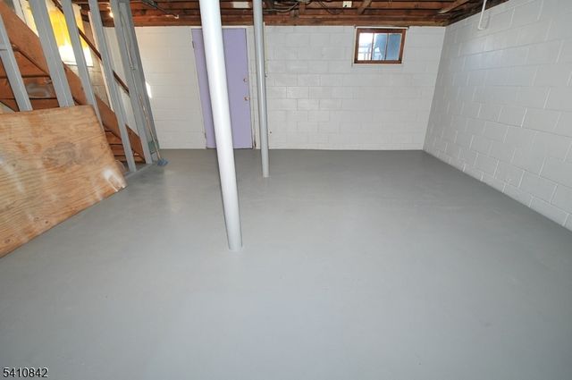 212 W Morris Ave, Linden City, NJ 07036