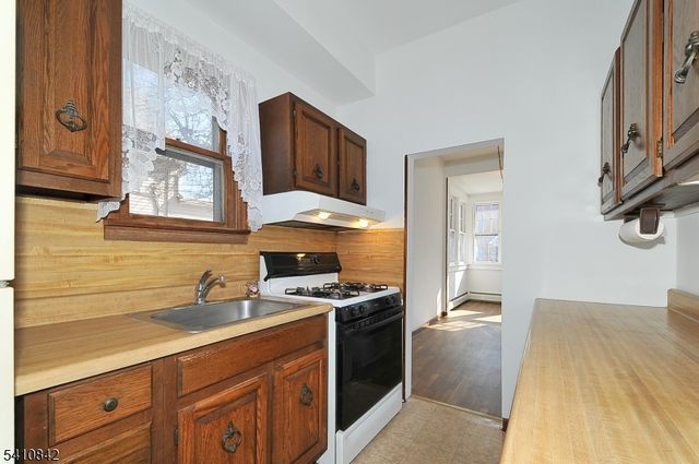 212 W Morris Ave, Linden City, NJ 07036