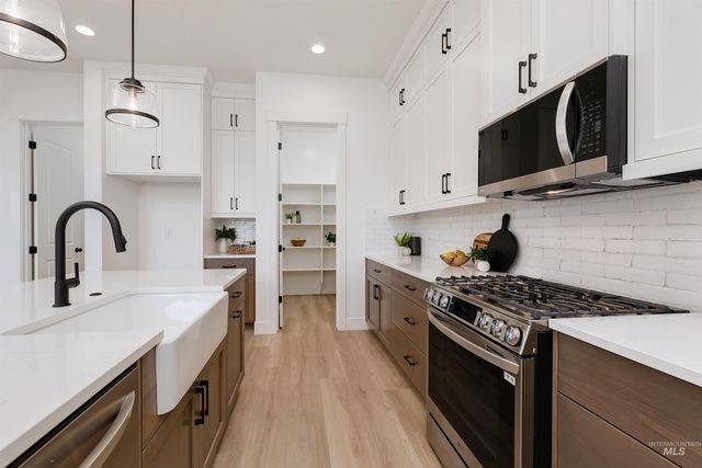 12617 S Lenora Pl., Nampa, ID 83686