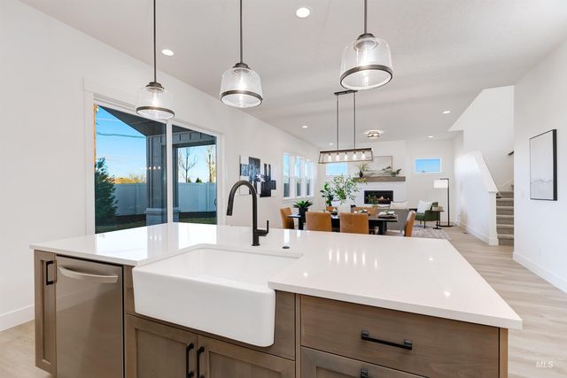 12617 S Lenora Pl., Nampa, ID 83686