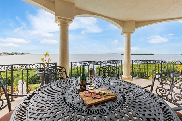 2115 ALEXIS COURT, Tarpon Springs, FL 34689