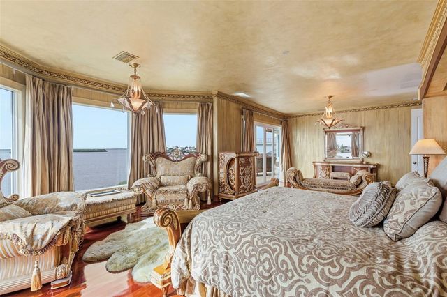 2115 ALEXIS COURT, Tarpon Springs, FL 34689