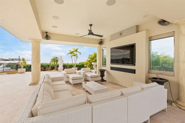 2115 ALEXIS COURT, Tarpon Springs, FL 34689