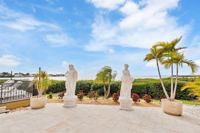 2115 ALEXIS COURT, Tarpon Springs, FL 34689