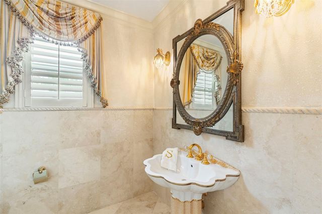 2115 ALEXIS COURT, Tarpon Springs, FL 34689