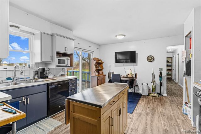 5114 Reid Road, Swartz Creek, MI 48473