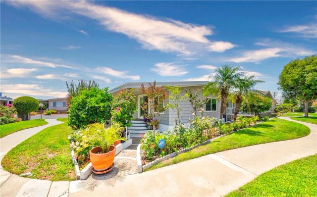 2251 Lake Glen, La Habra, CA 90631